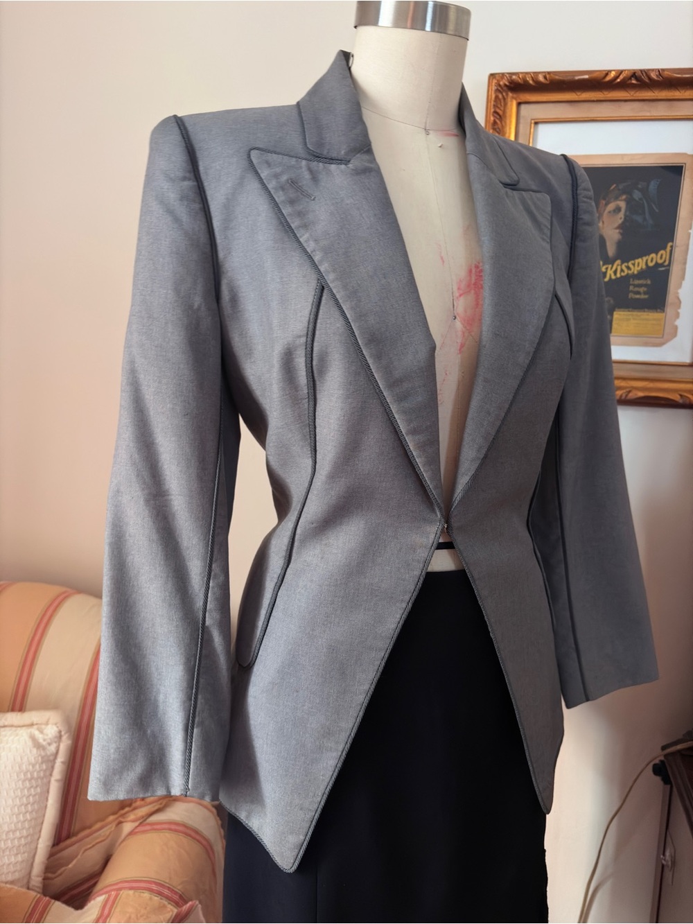 🥀 Authentic Alexander McQueen tailored blazer, Made in Italy, size IT 46 🥀 - Picture 2 of 14